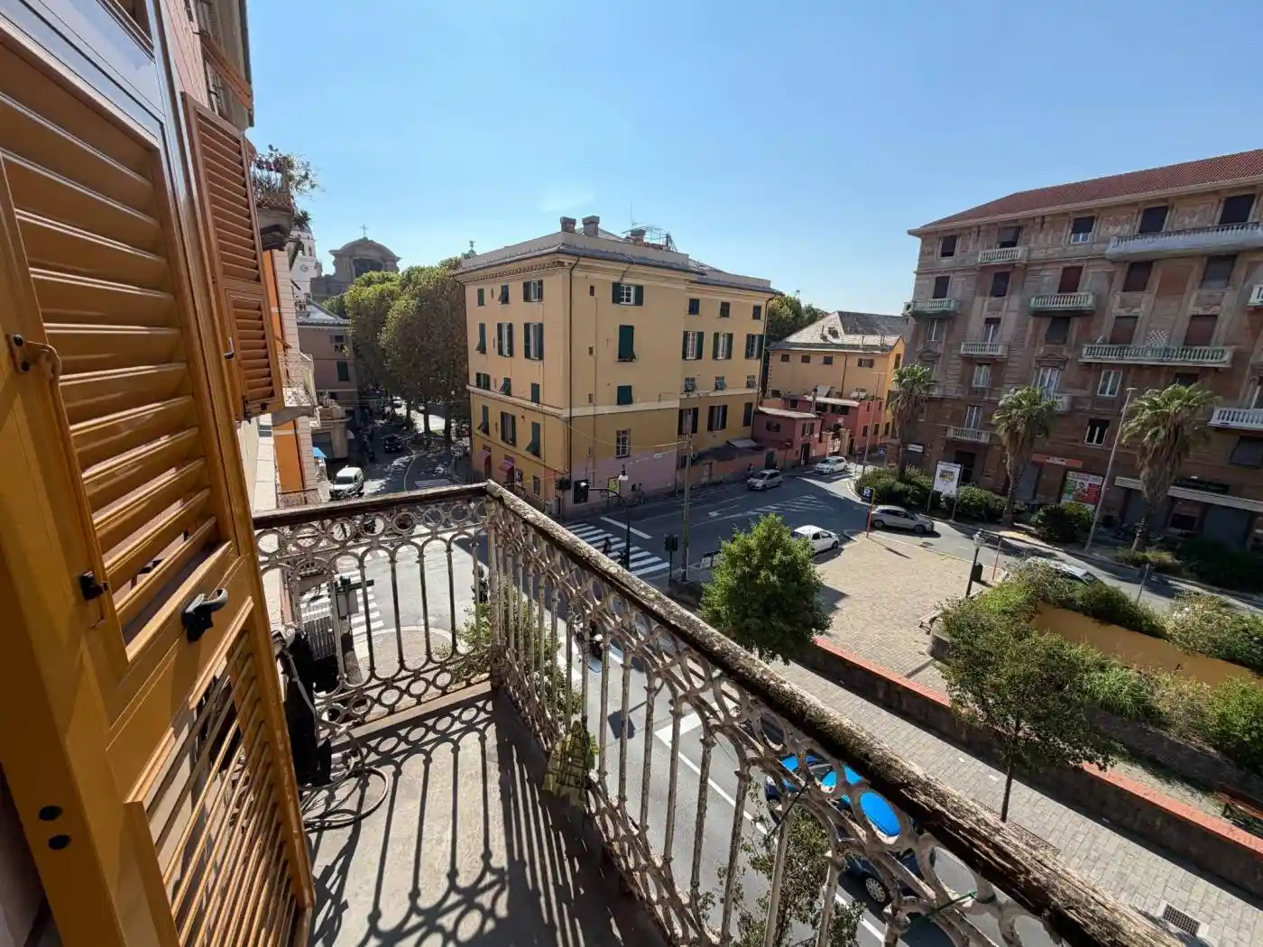 Appartamento in vendita a Genova
