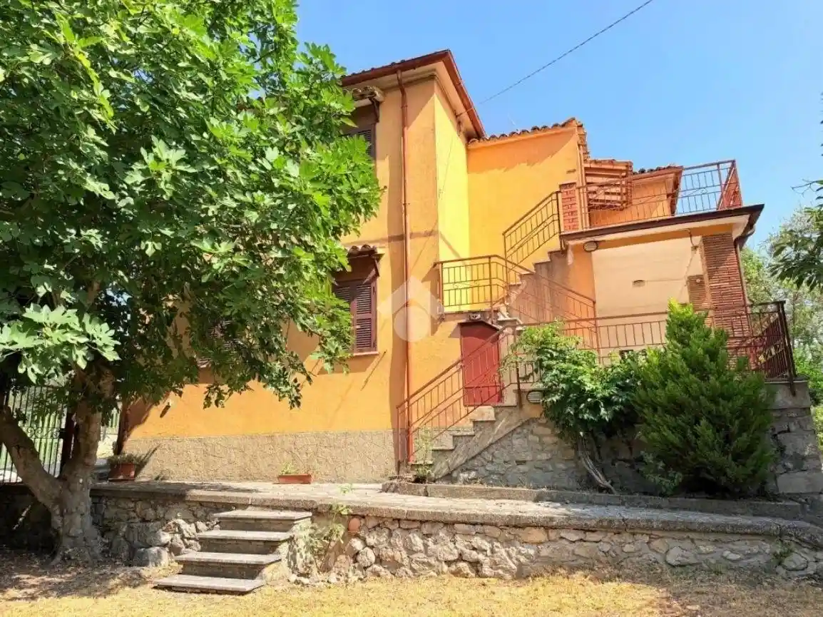 Appartamento in vendita a Montasola