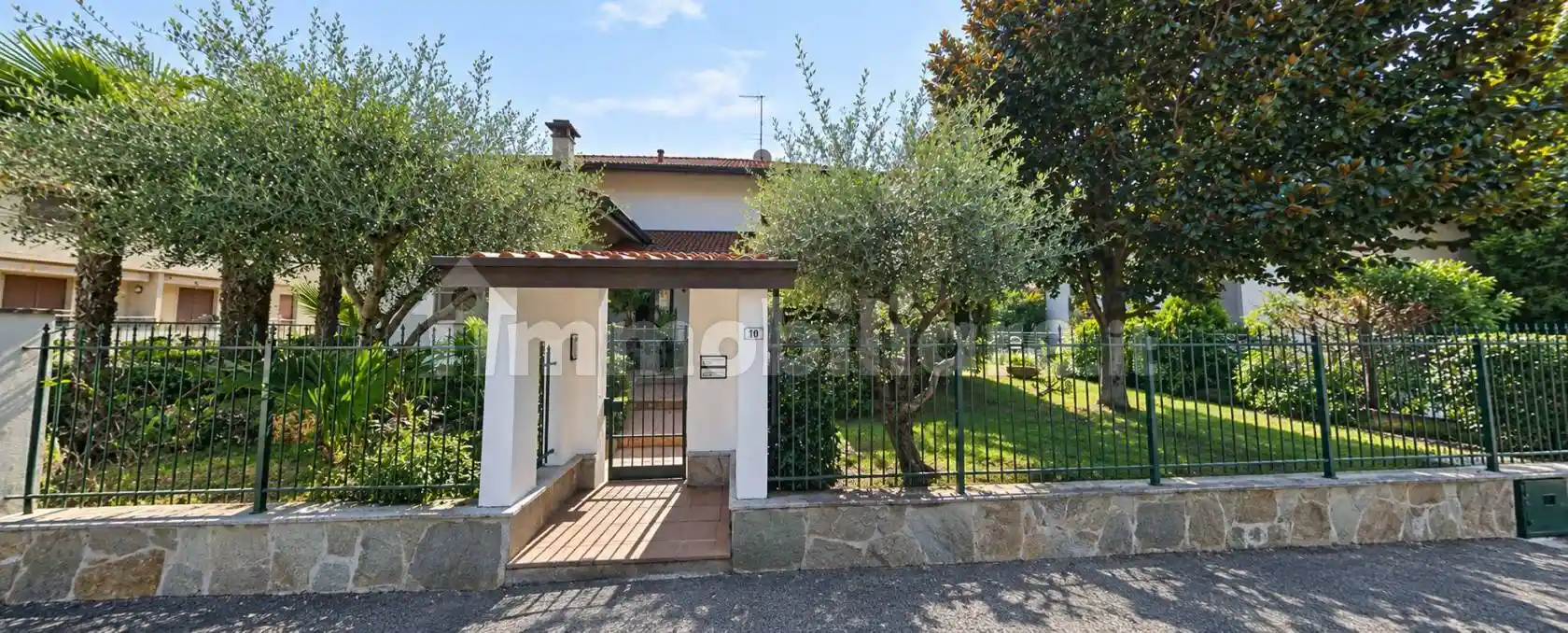 Villa in vendita a Gorla Maggiore