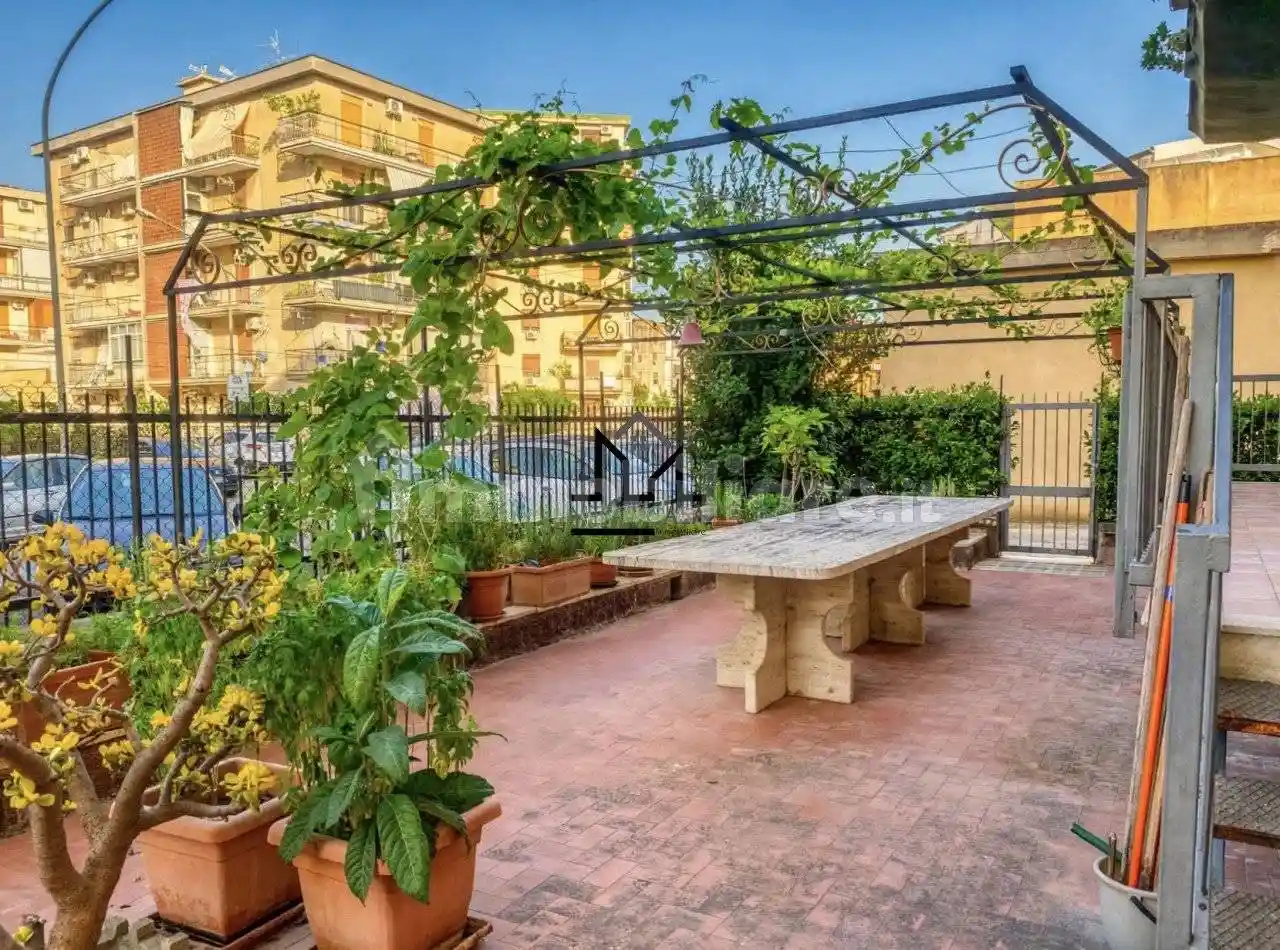 Appartamento in vendita a Palermo