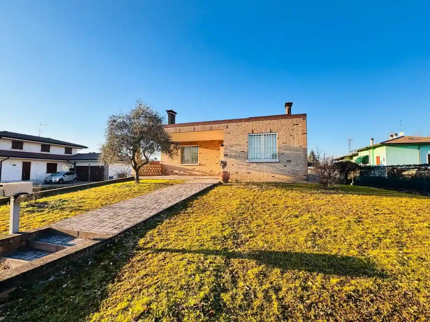 Villa - foto 2