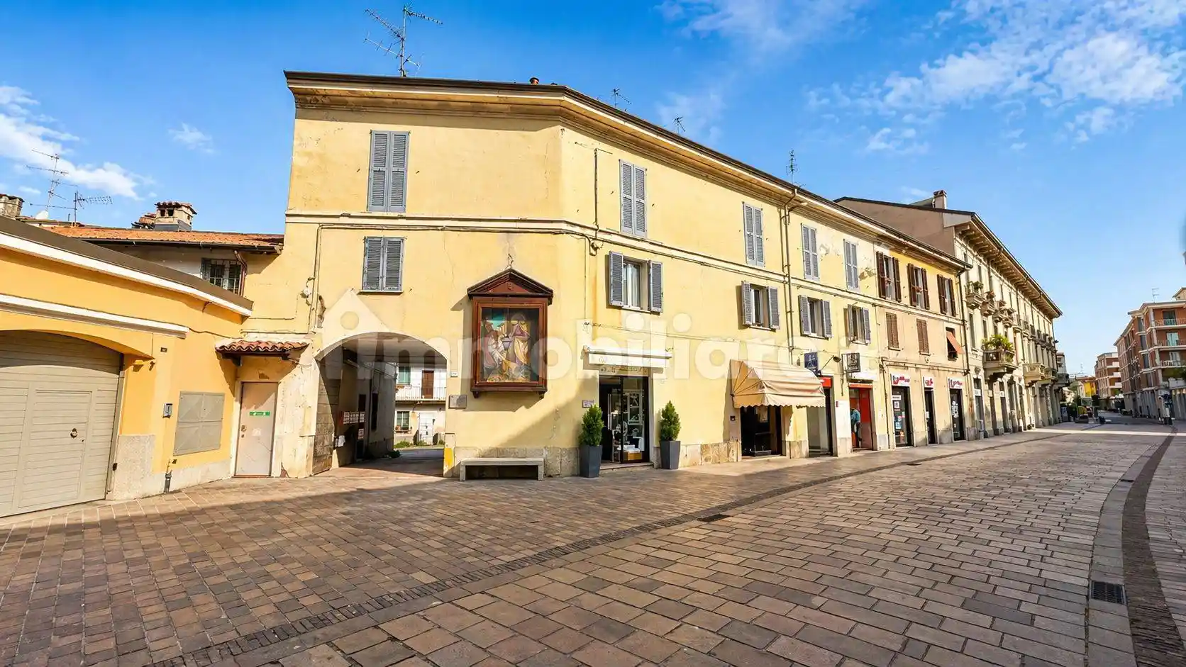 Appartamento in vendita a Villasanta