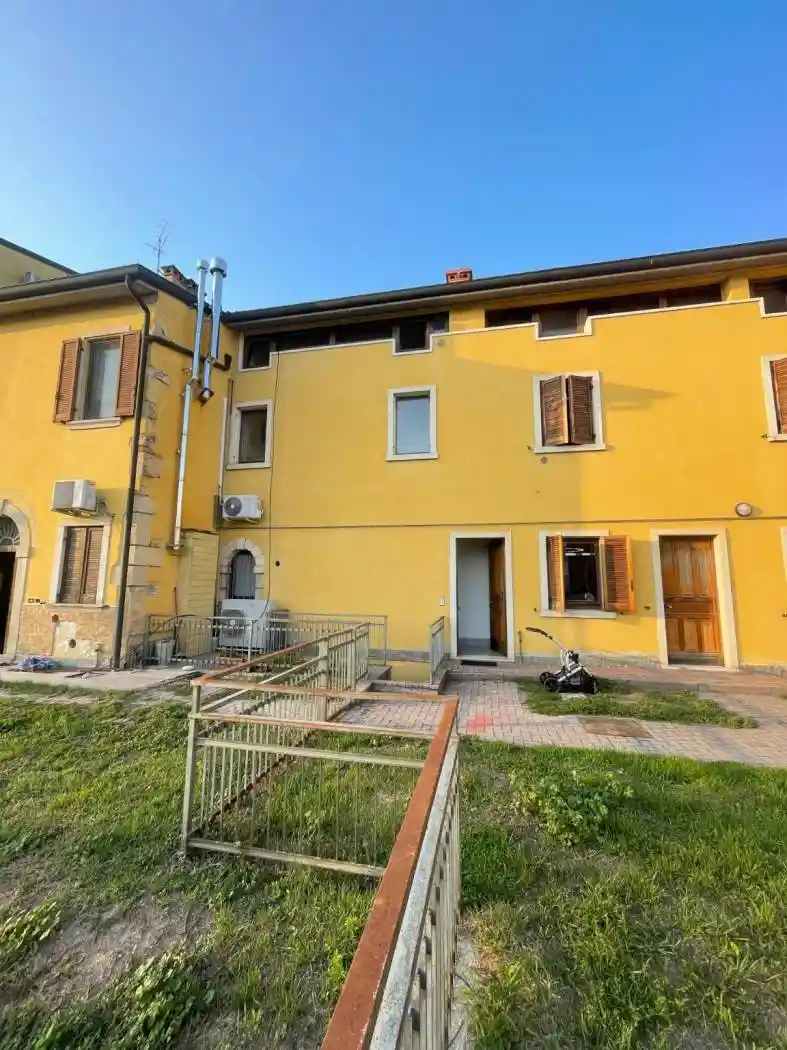 Appartamento in affitto a Caldiero