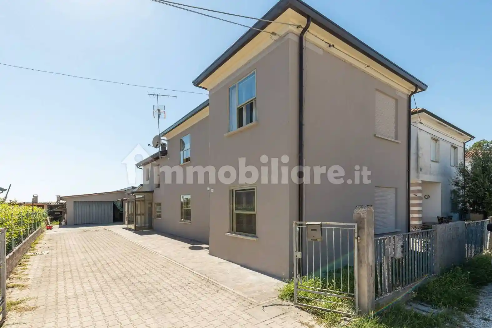 Villa in vendita a Bagnacavallo