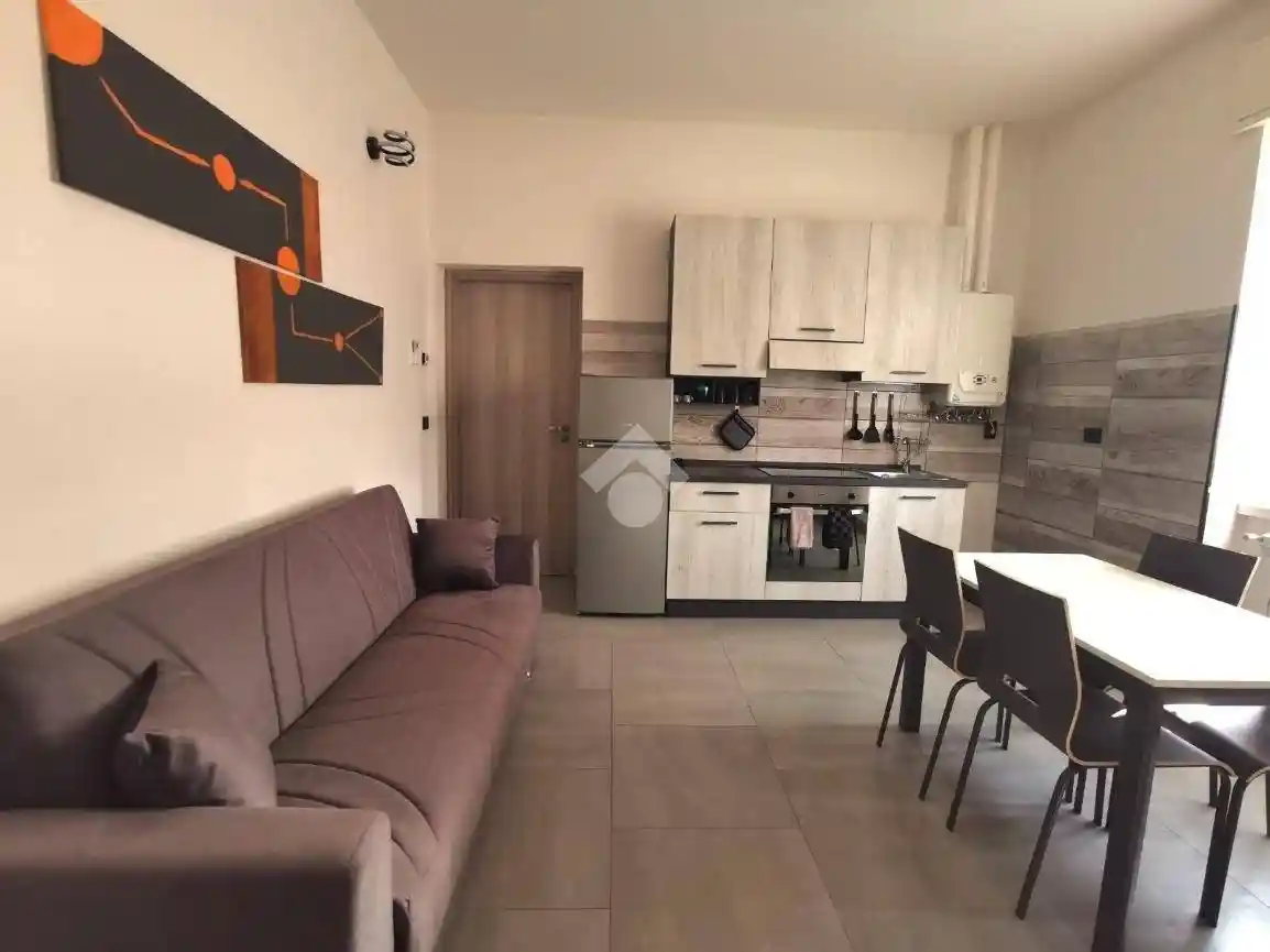 Rustico - Casale in affitto a Lonate Pozzolo