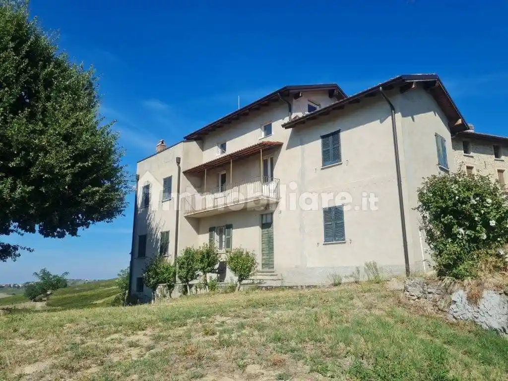 Villa in vendita a Santa Maria della Versa