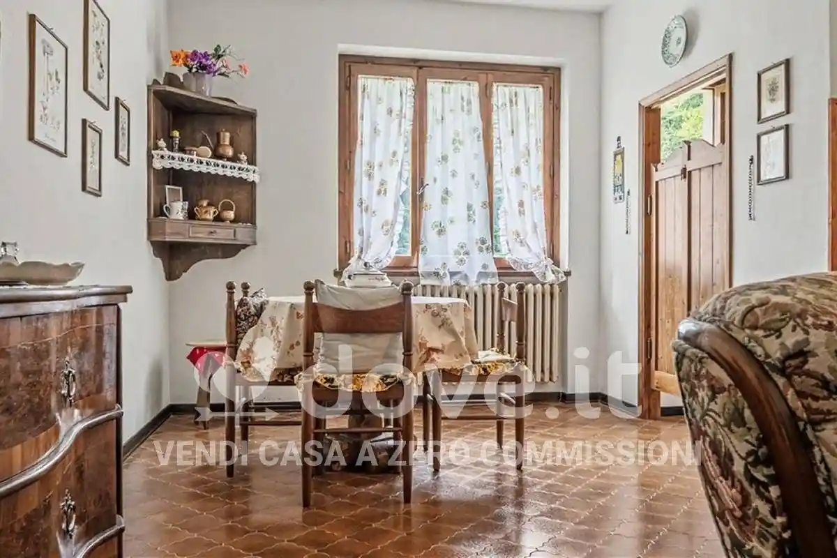 Appartamento in vendita a Caprese Michelangelo
