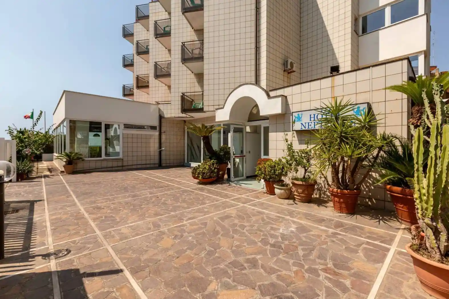 Palazzo - Edificio in vendita a Nettuno