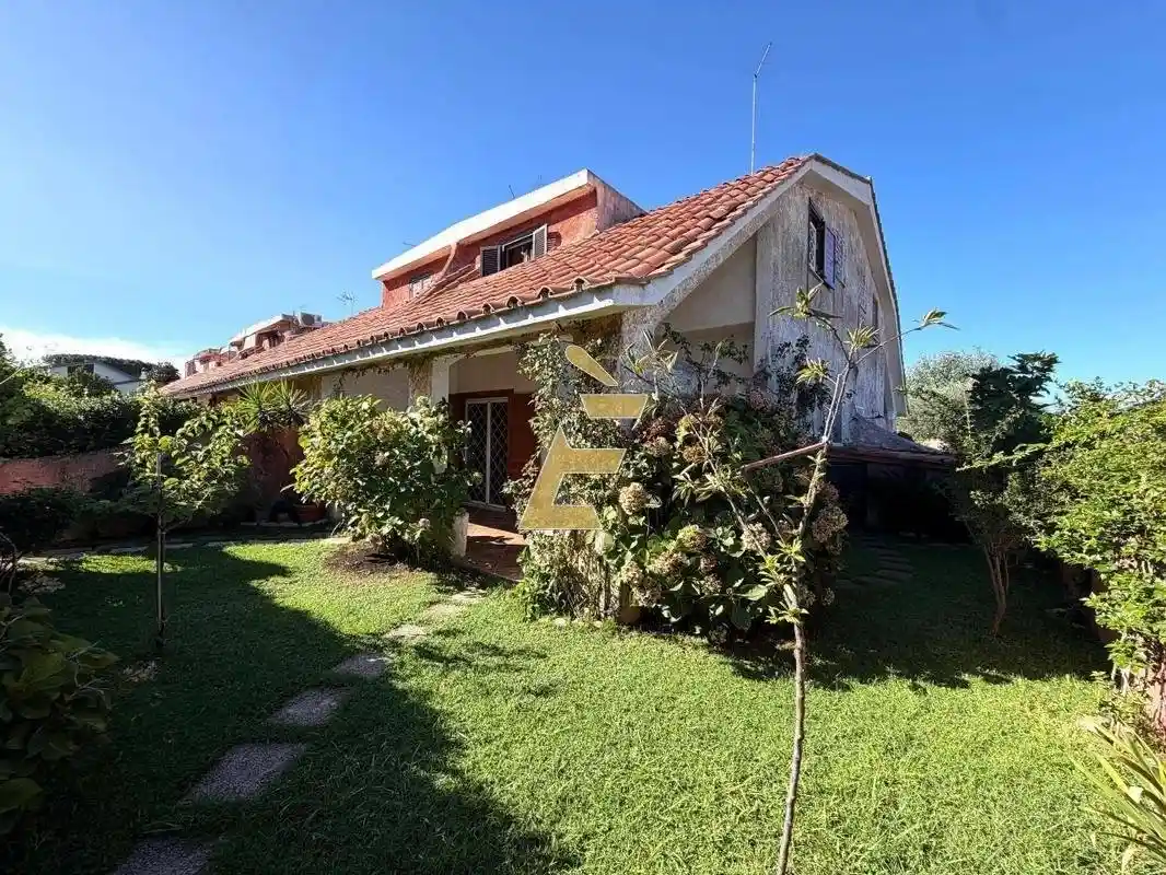 Villetta a schiera in vendita a Ardea