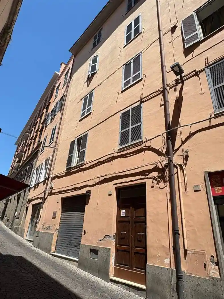 Appartamento in vendita a Viterbo