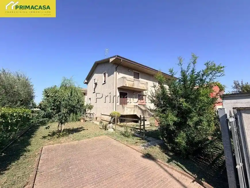Casa indipendente in vendita a Albaredo d'Adige