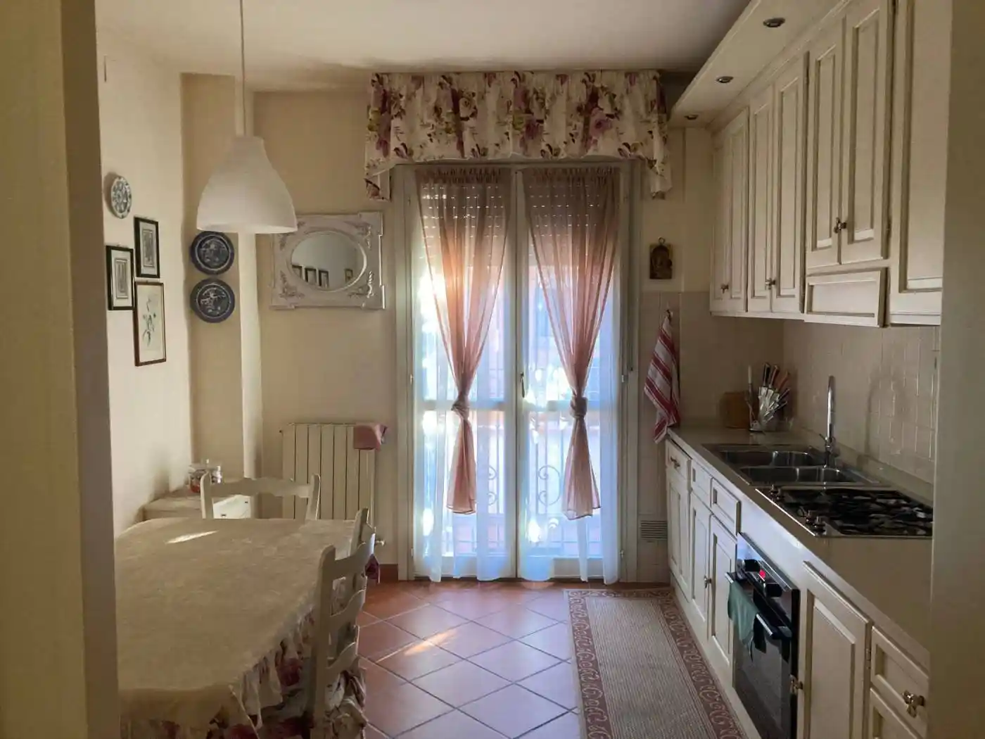 Villa in vendita a Cascina