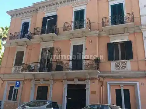 Appartamento in vendita a Bari