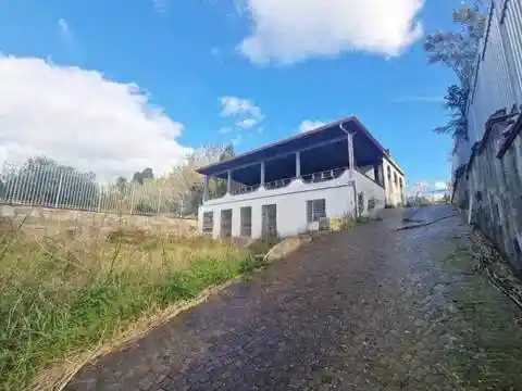 Palazzo - Edificio in vendita a Bacoli
