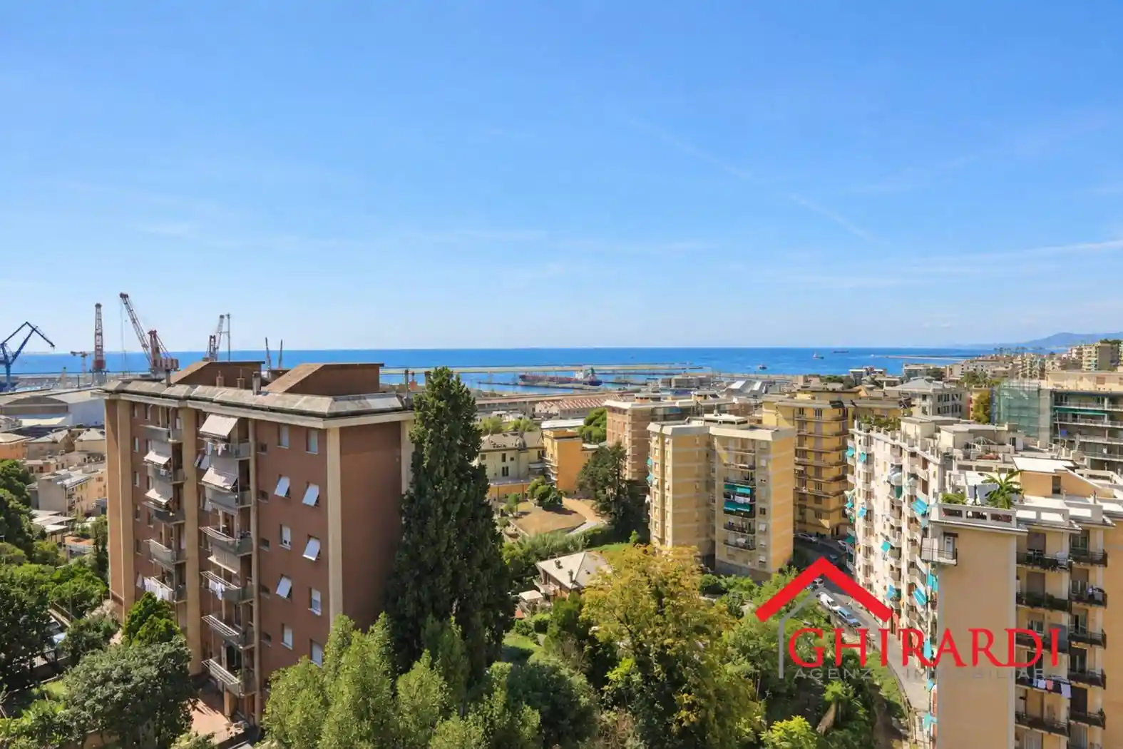 Appartamento in vendita a Genova