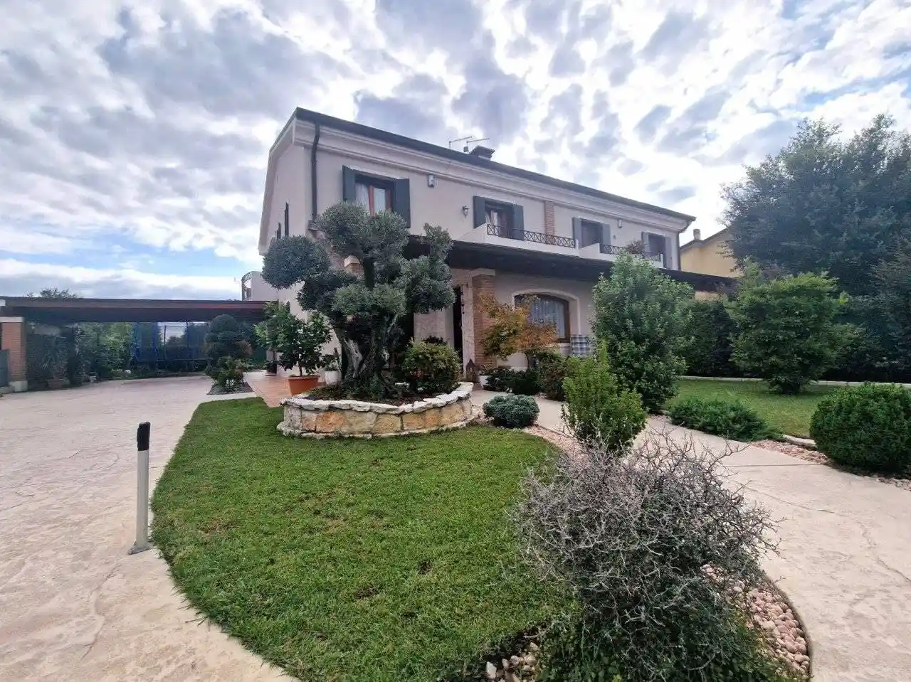 Villa in vendita a Gazzo