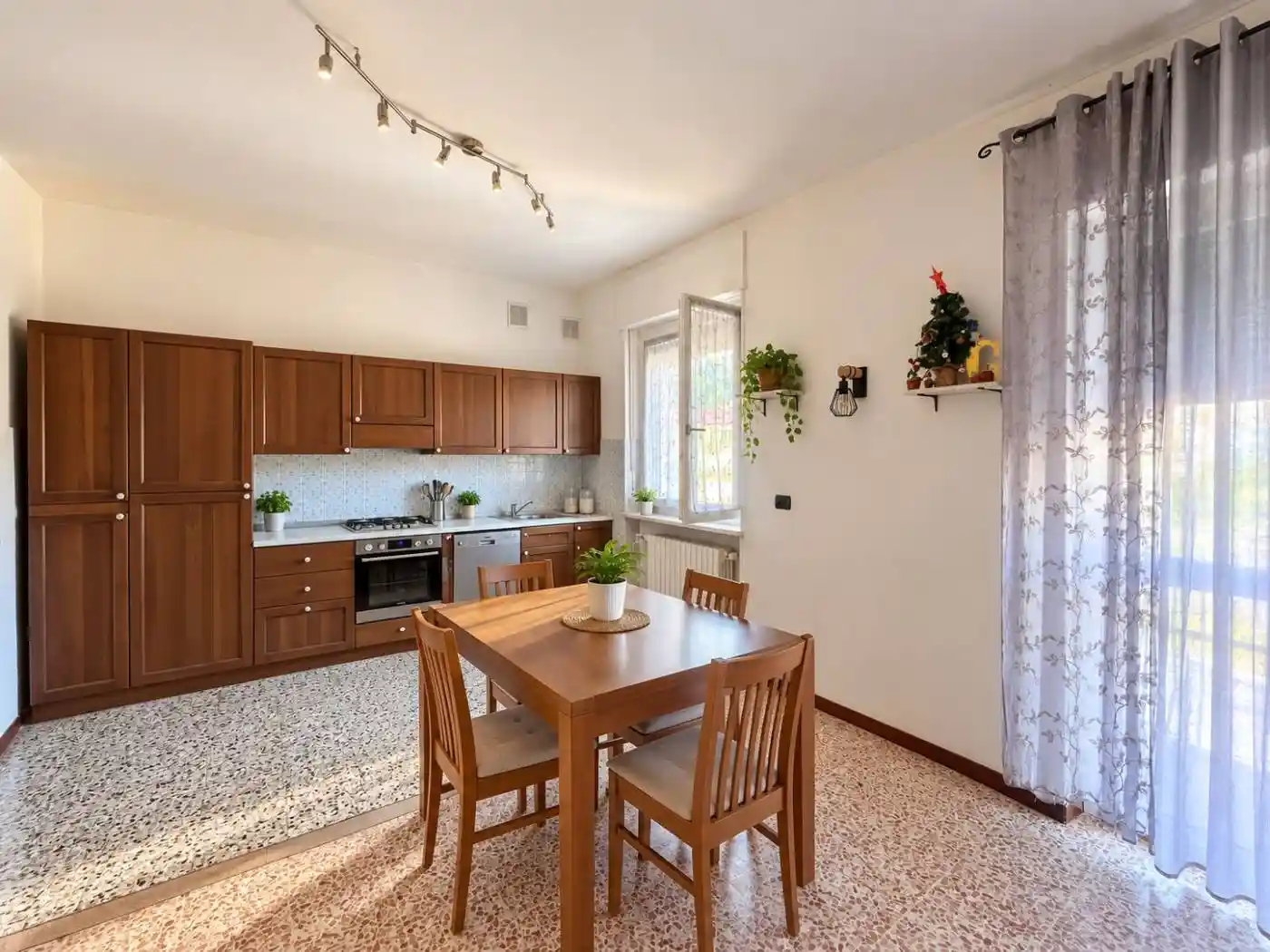 Appartamento in vendita a Vezza d'Alba