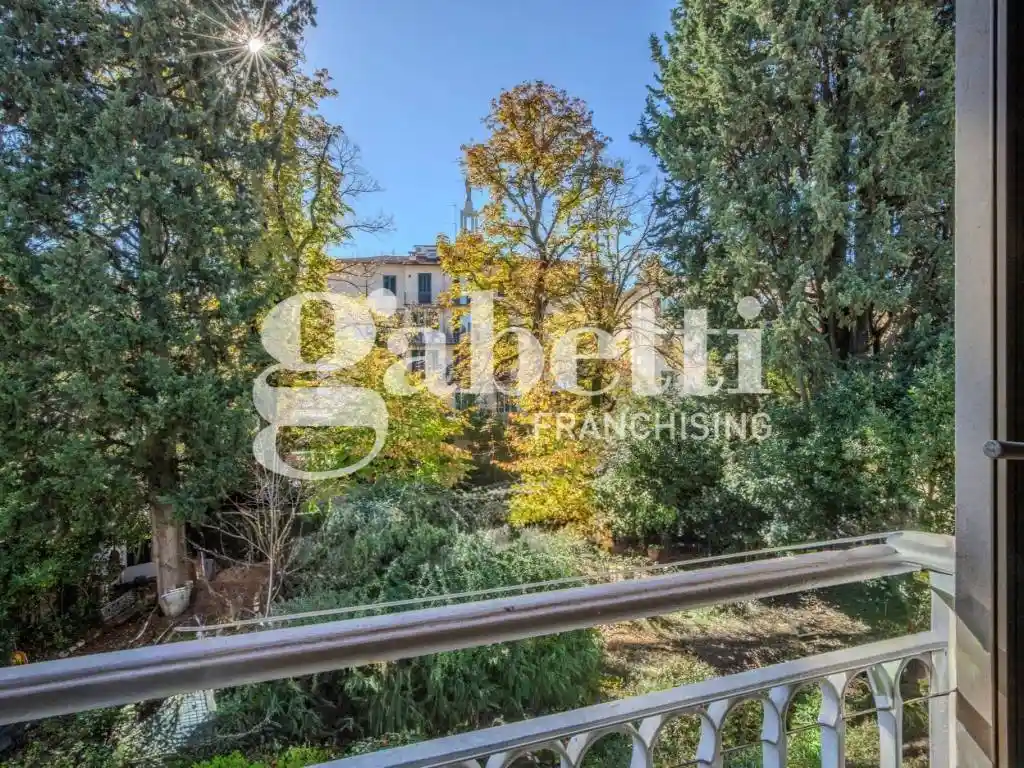 Appartamento in vendita a Firenze