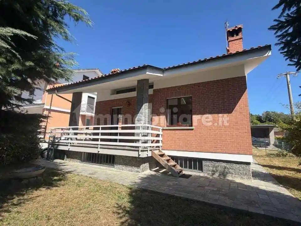 Villa in affitto a Giaveno