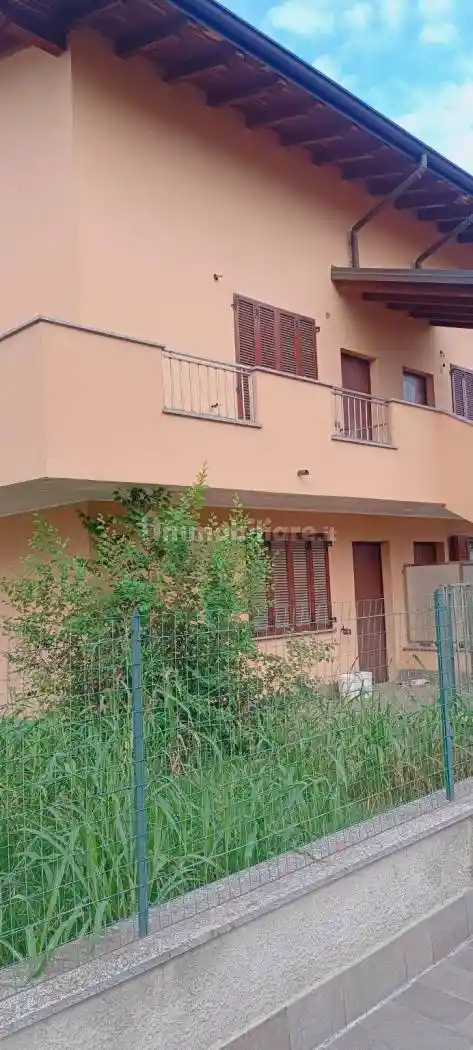 Villa in vendita a Bareggio