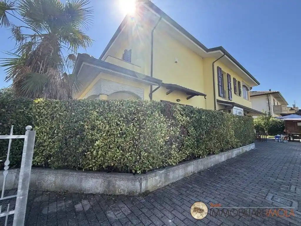 Villa in vendita a Mordano