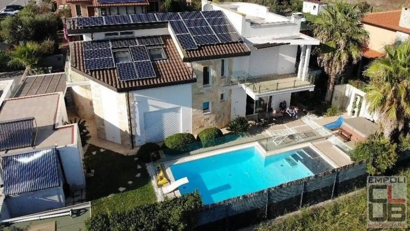 Villa in vendita a Fauglia