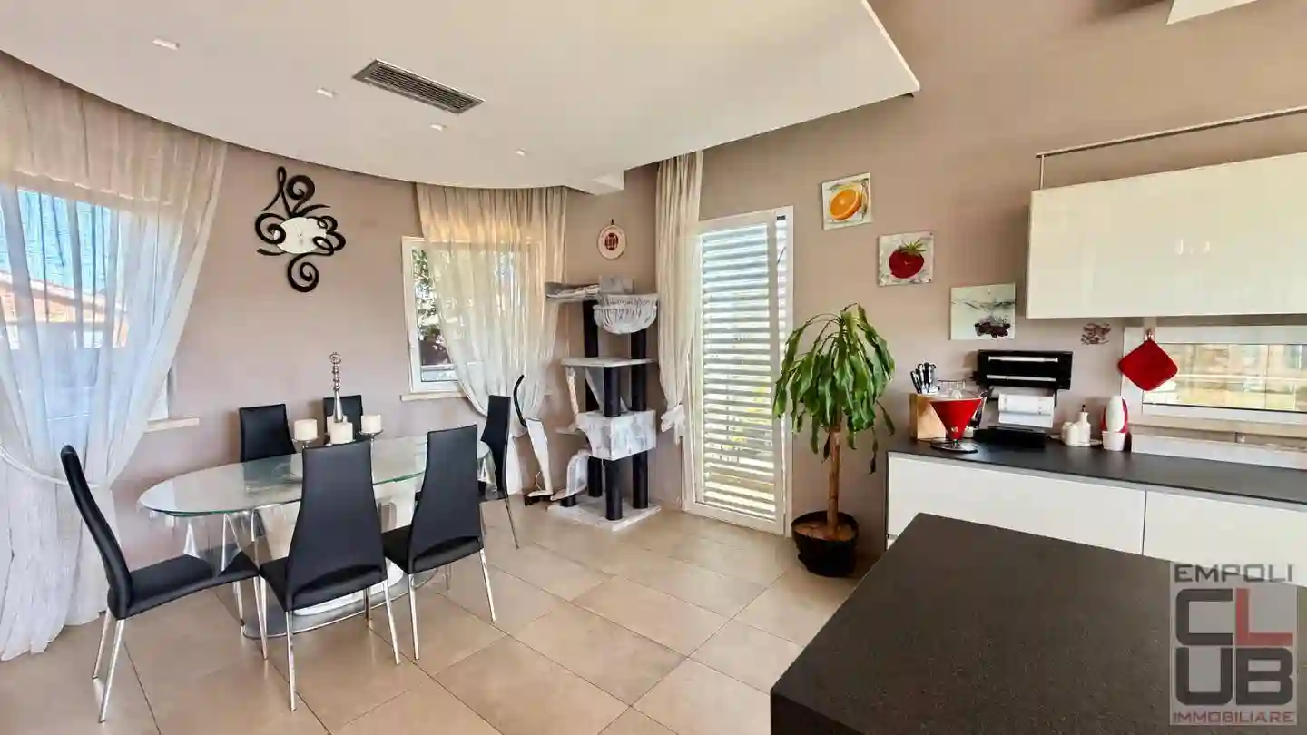 Villa - foto 5