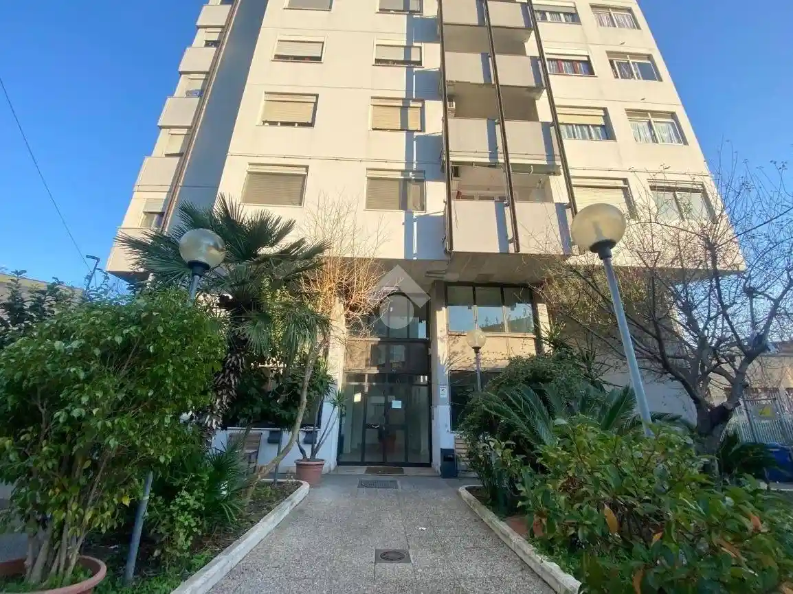Appartamento in vendita a Napoli