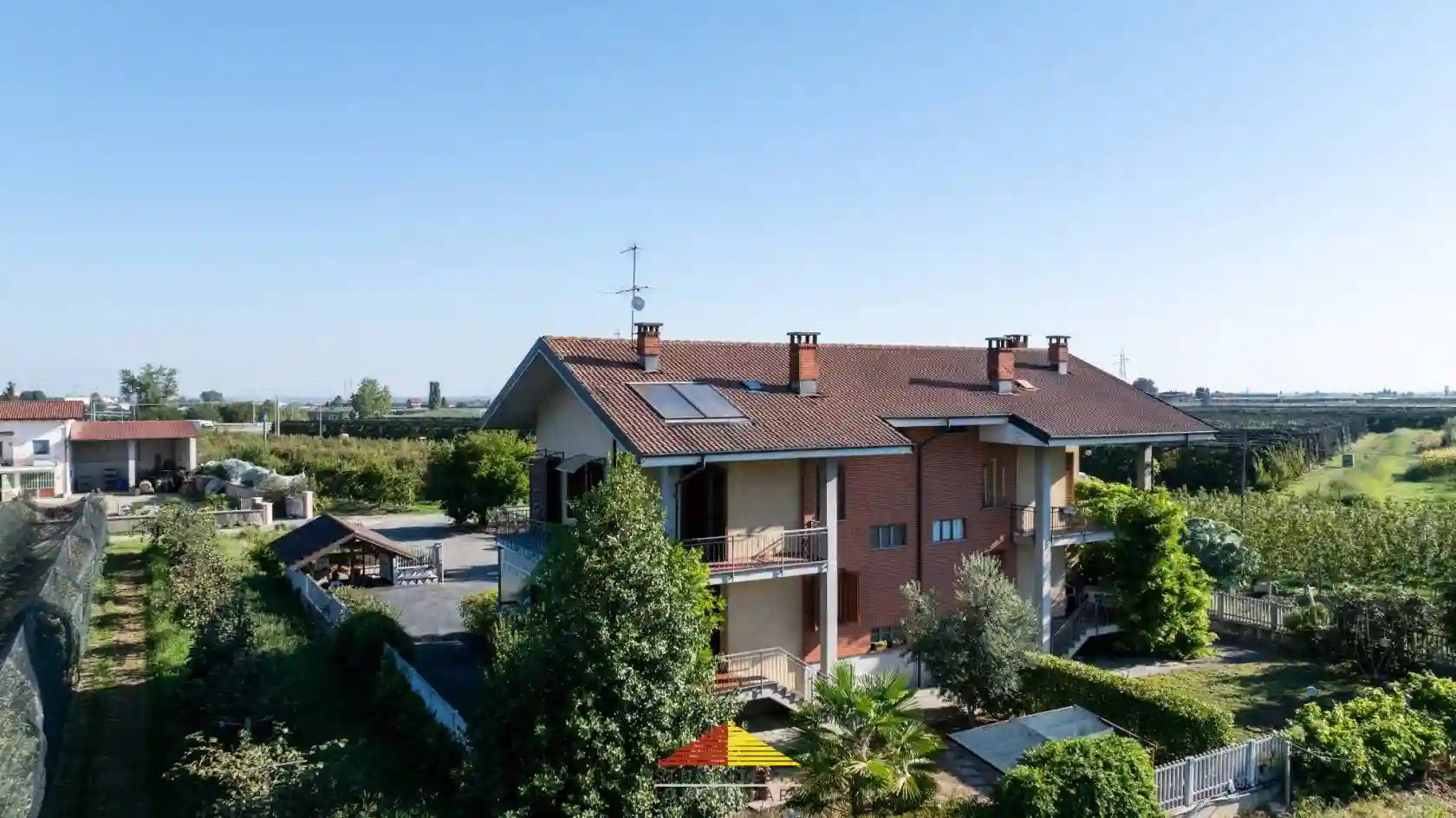Villa - foto 2