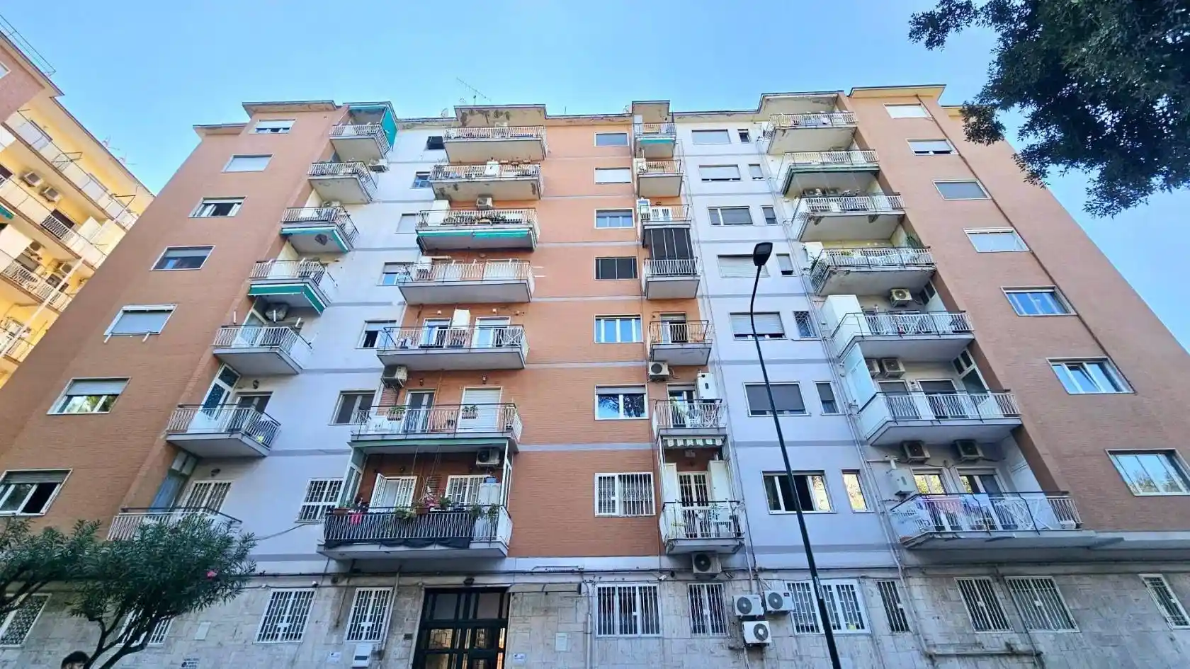 Appartamento in vendita a Napoli
