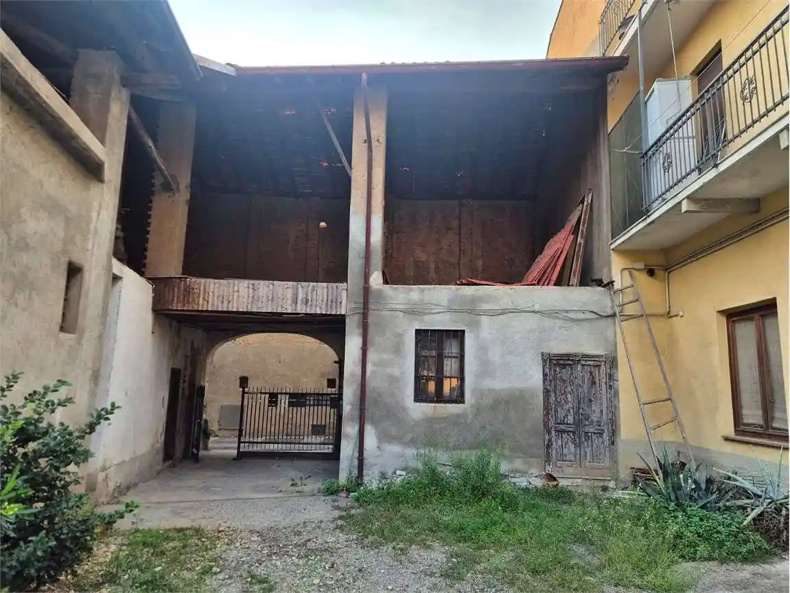 Casa indipendente in vendita a Turate
