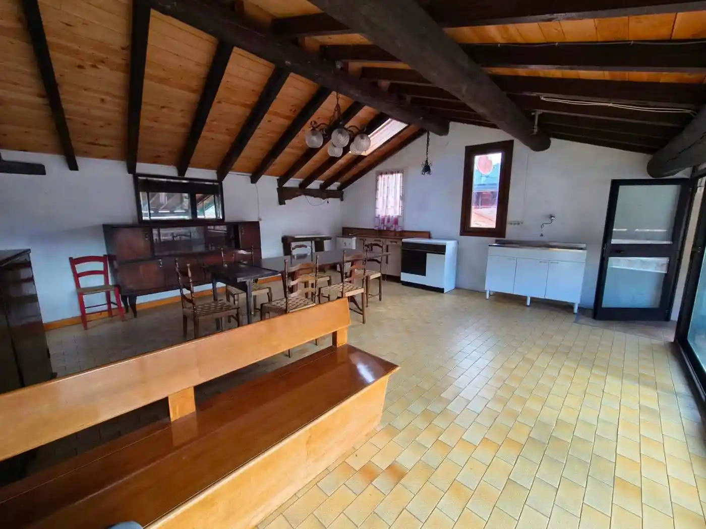 Casa indipendente in vendita a Mesenzana