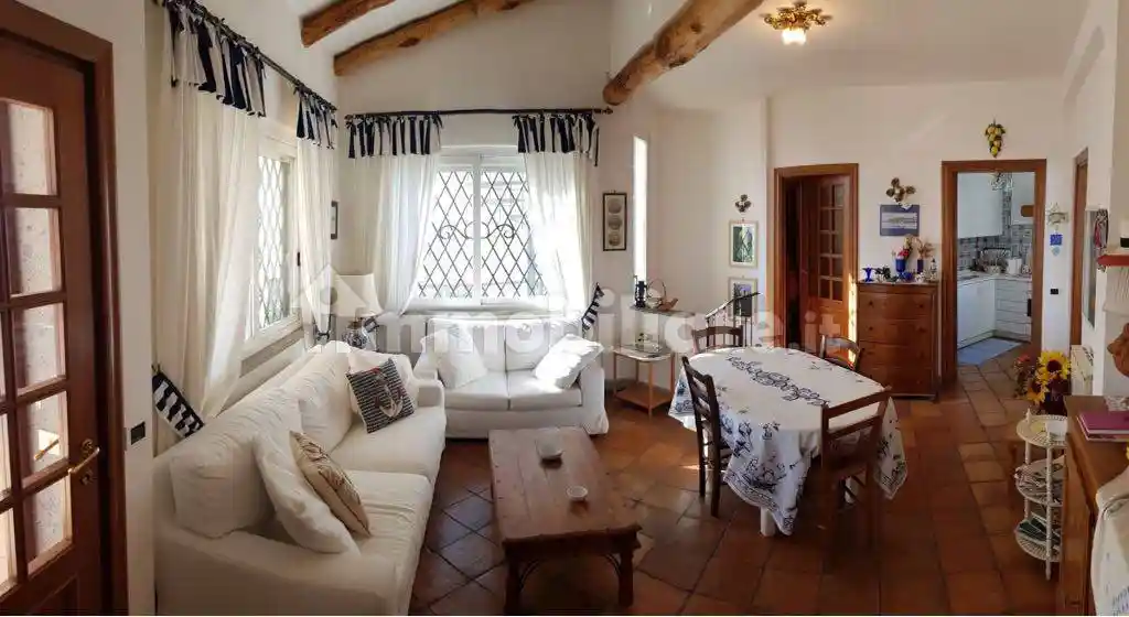 Villa in affitto a Fiumicino