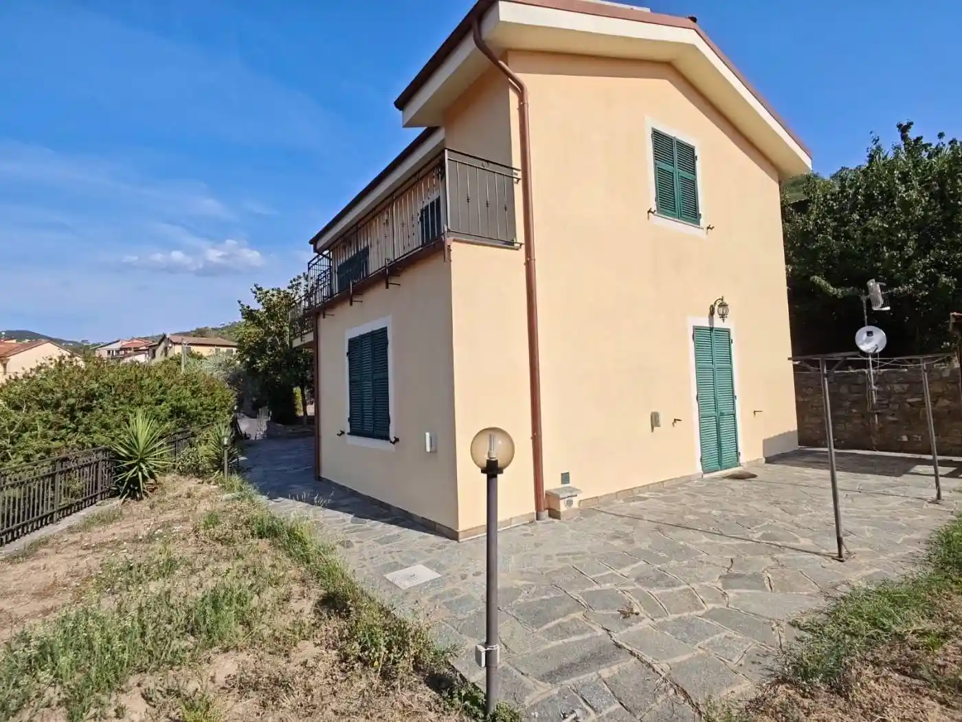 Villa in vendita a Garlenda
