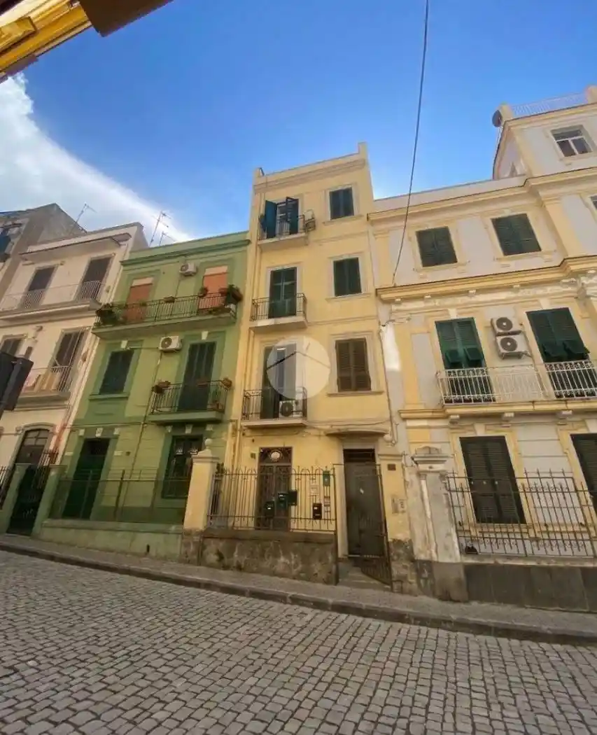 Appartamento in vendita a Torre del Greco