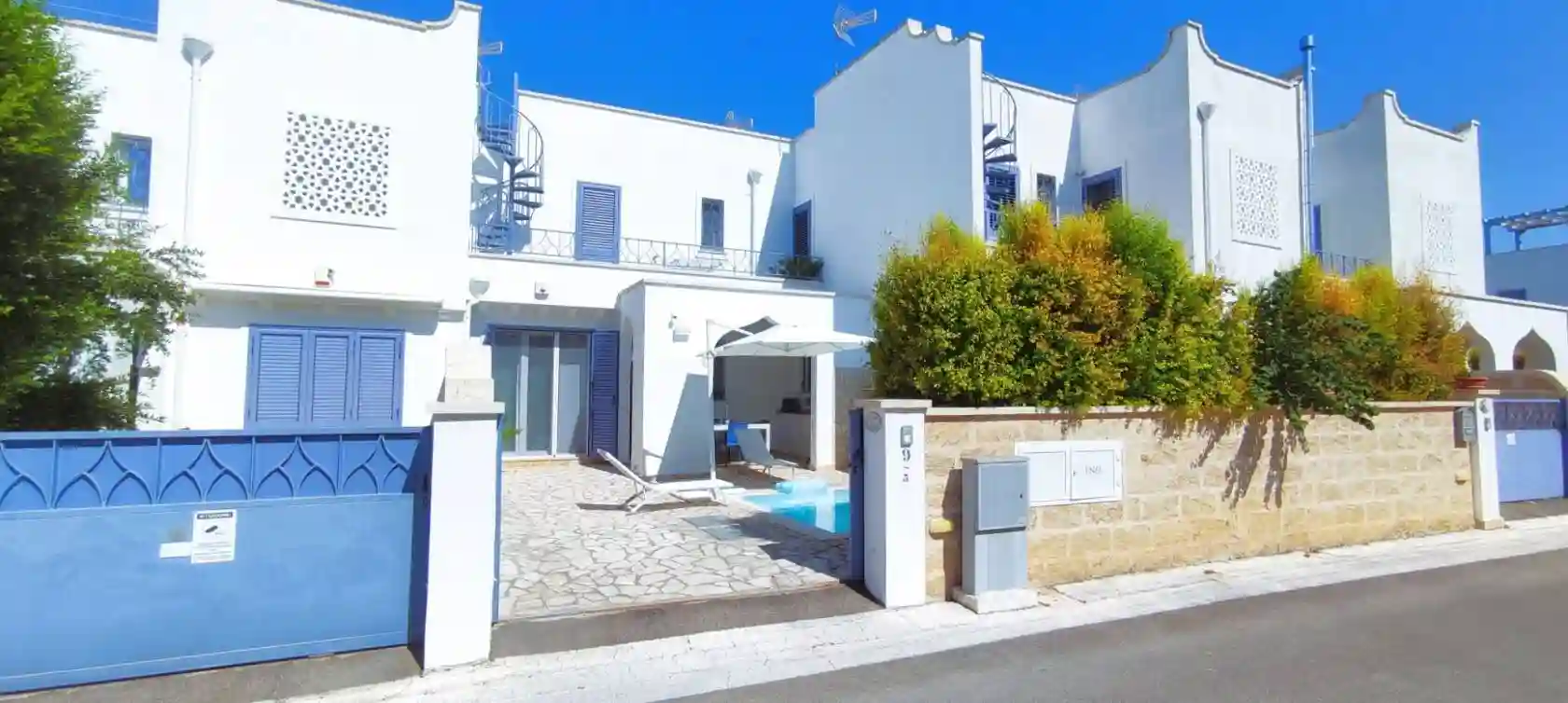 Villa - foto 2
