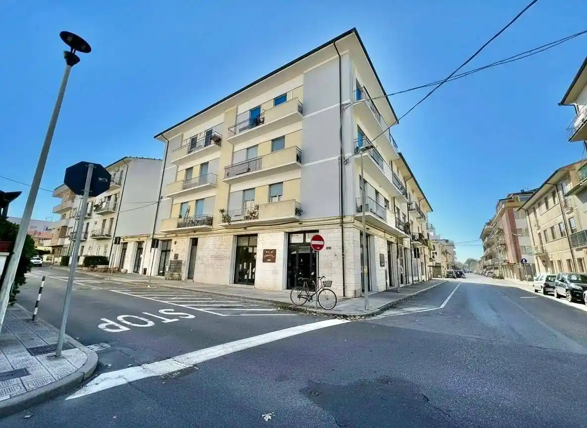 Appartamento in vendita a Viareggio