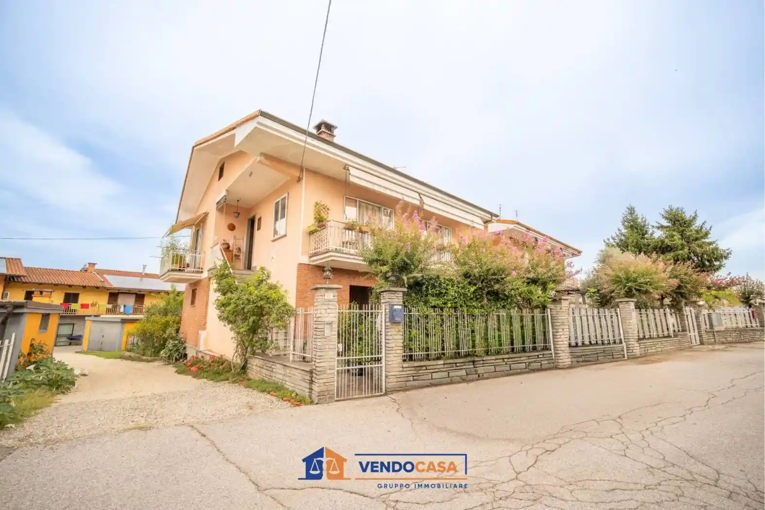 Villa in vendita a Bagnolo Piemonte