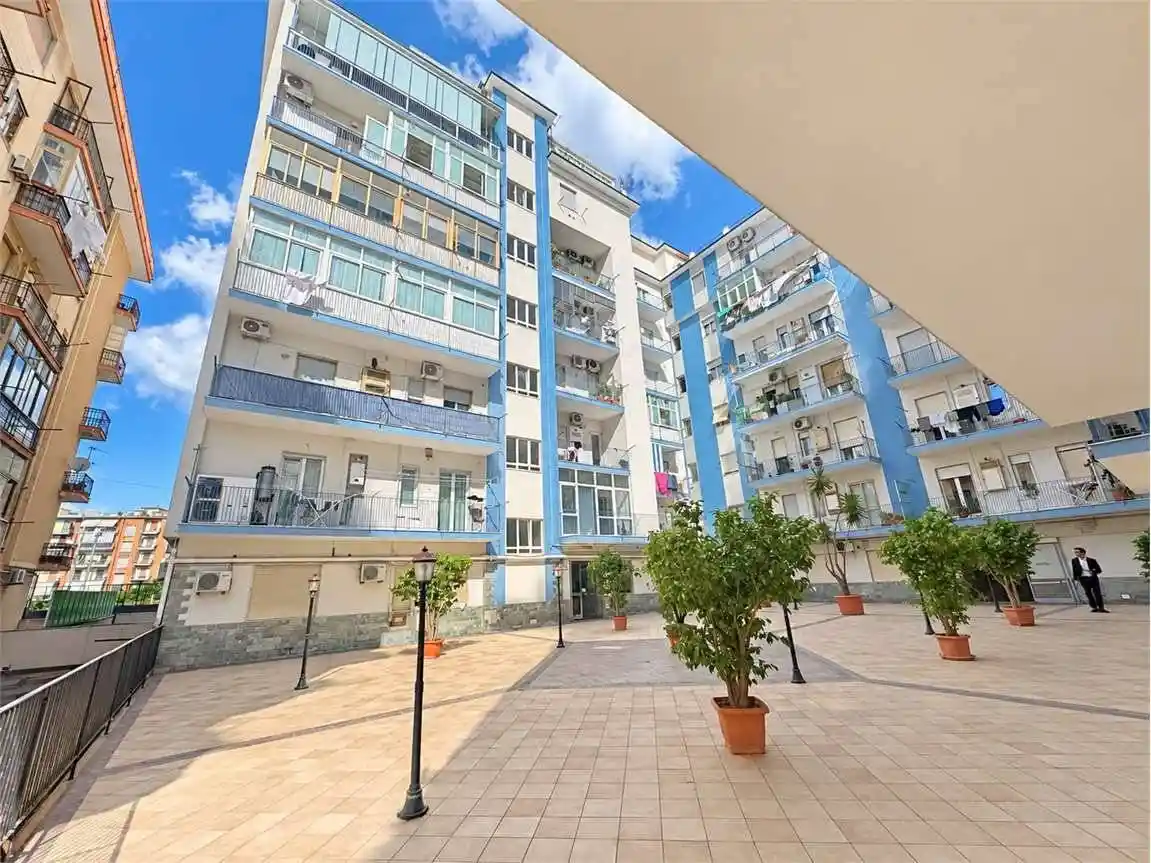 Appartamento in vendita a Salerno