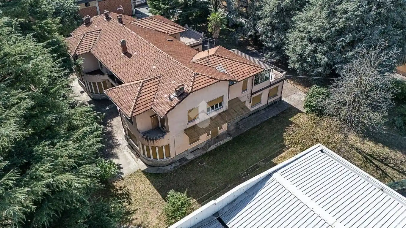 Villa in vendita a Collegno