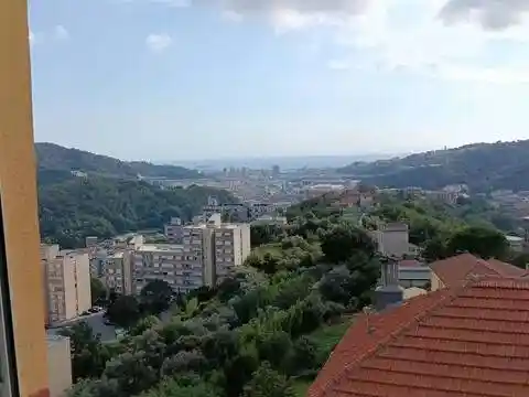 Appartamento in vendita a Genova