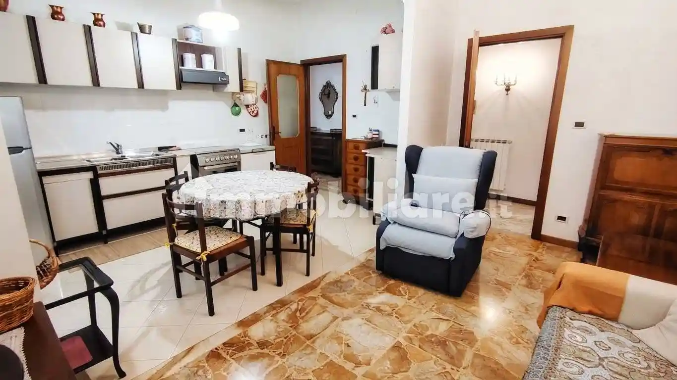 Appartamento in vendita a Imperia