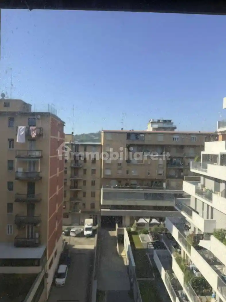 Appartamento in vendita a Bologna