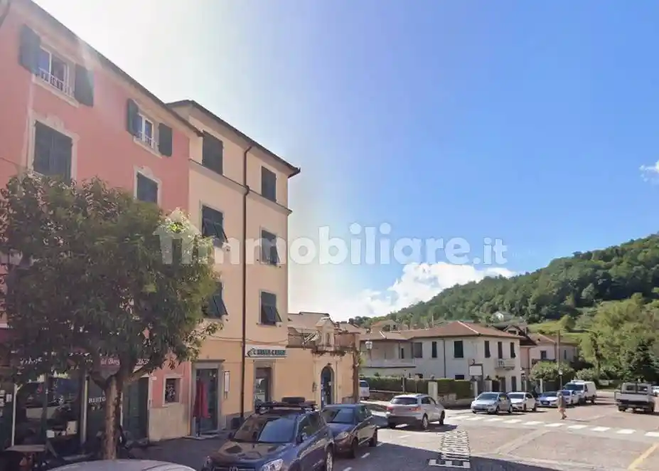 Appartamento in vendita a Varese Ligure