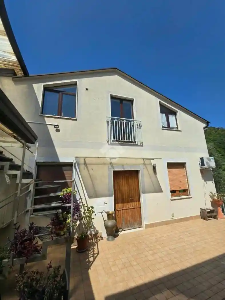 Appartamento in affitto a Mercato San Severino