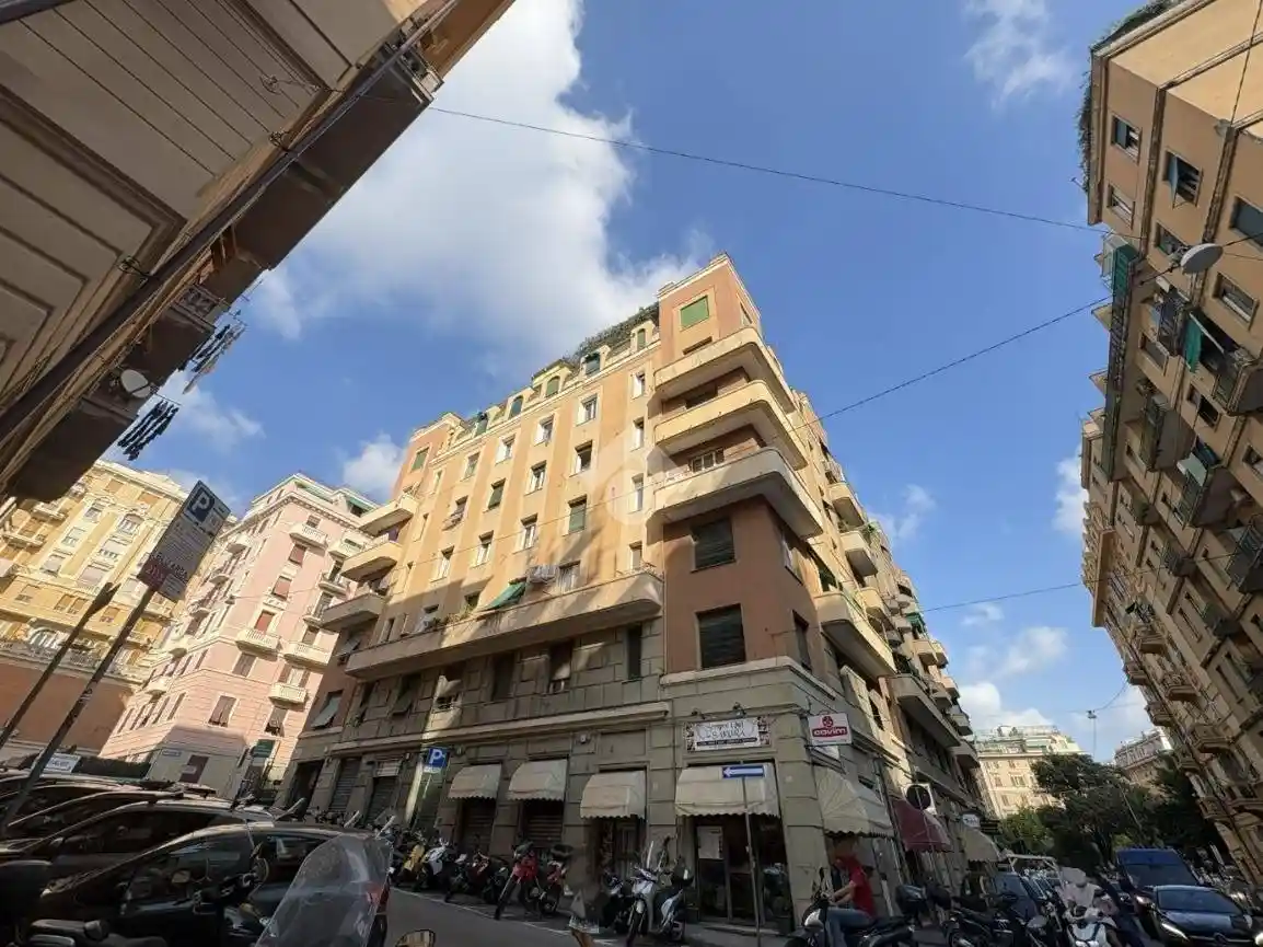 Appartamento in vendita a Genova