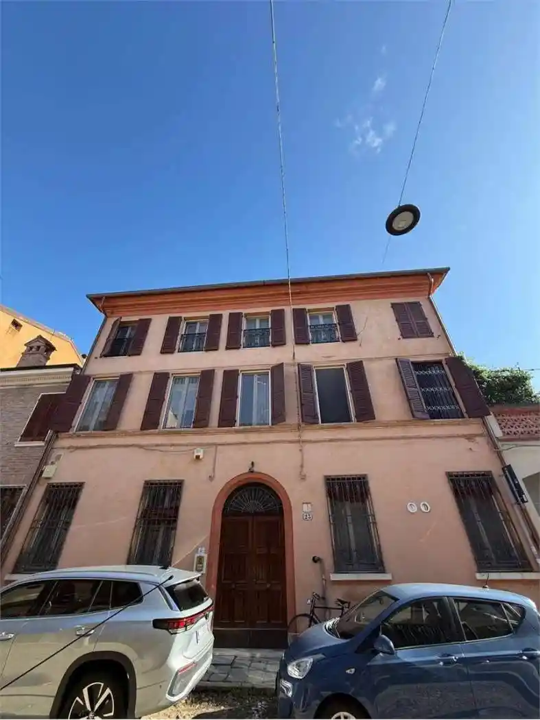 Casa indipendente in vendita a Ferrara