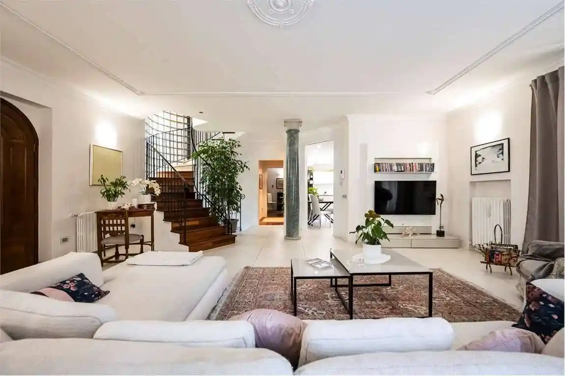 Villa in vendita a Varese