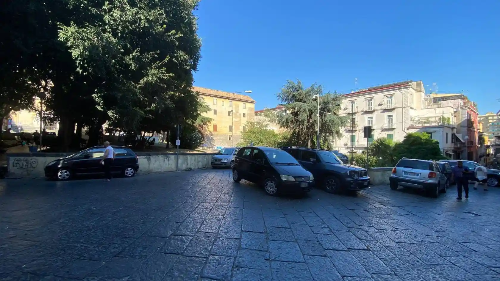 Appartamento in vendita a Napoli