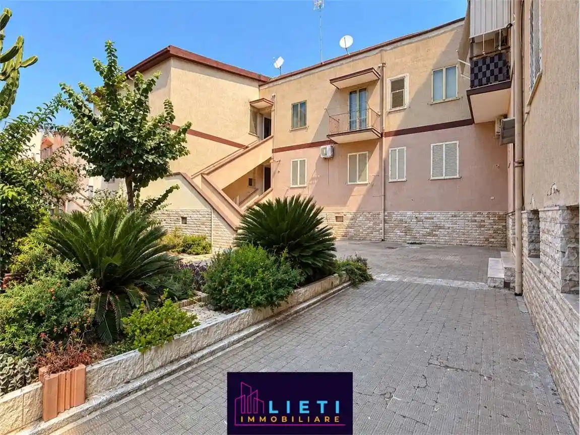Appartamento in vendita a Taranto